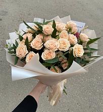 Букет Кремовые розы Латте в Базарный Карабулак