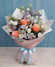 Букет цветов из:  Лизиантусы, Розы, Альстромерии и Гипсофила в Базарный Карабулак