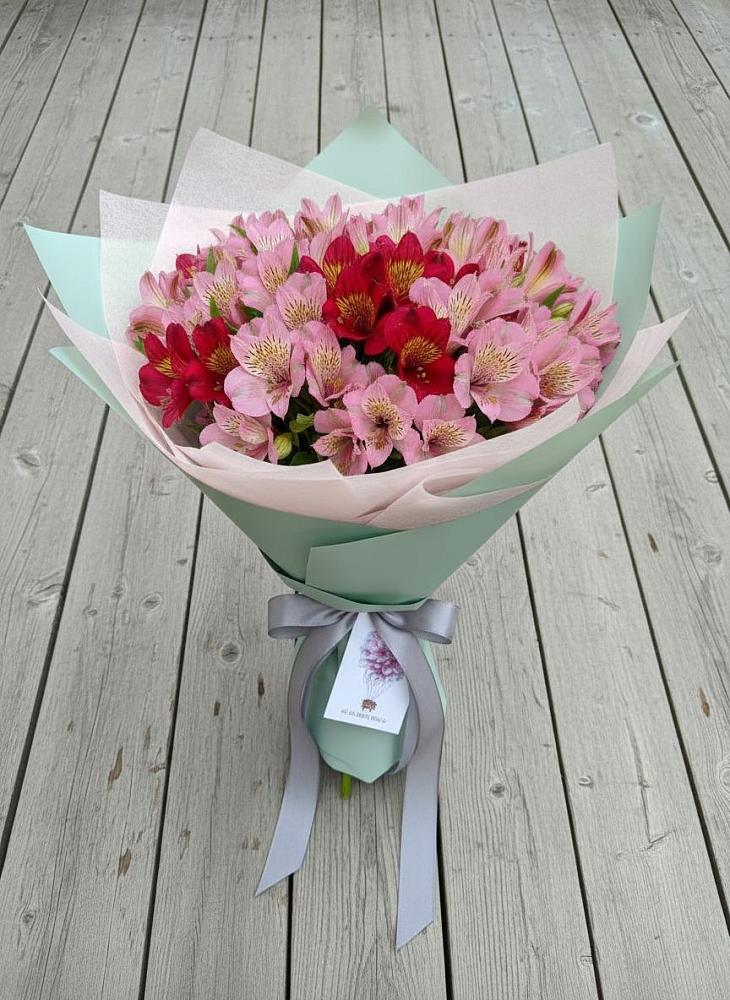 Букет цветов из: Альстромерии в Базарный Карабулак